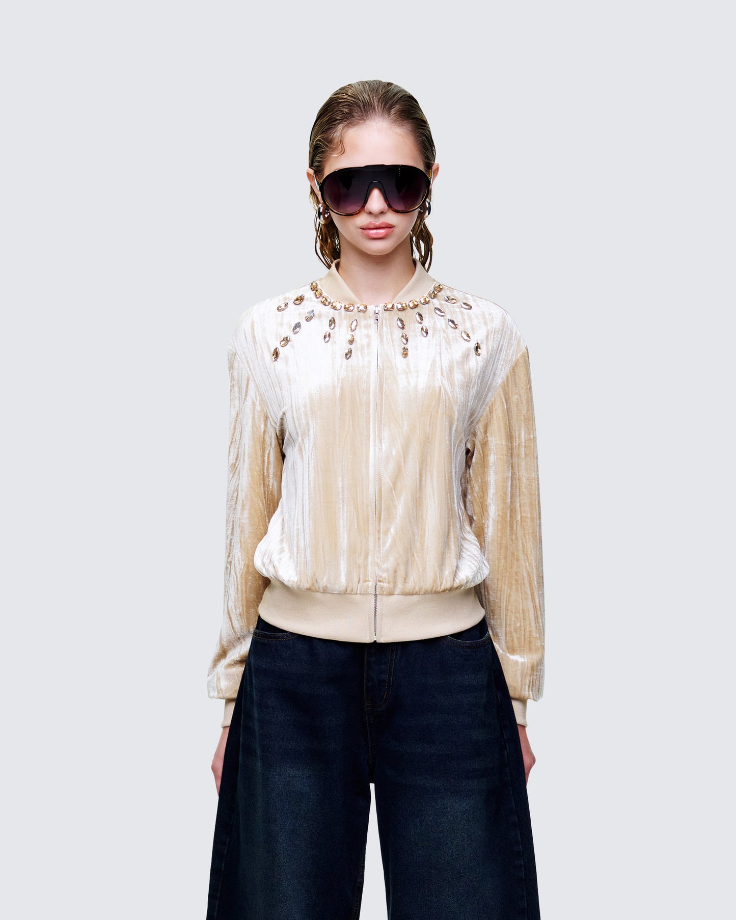 Women's beige jacket front view – FINESSE