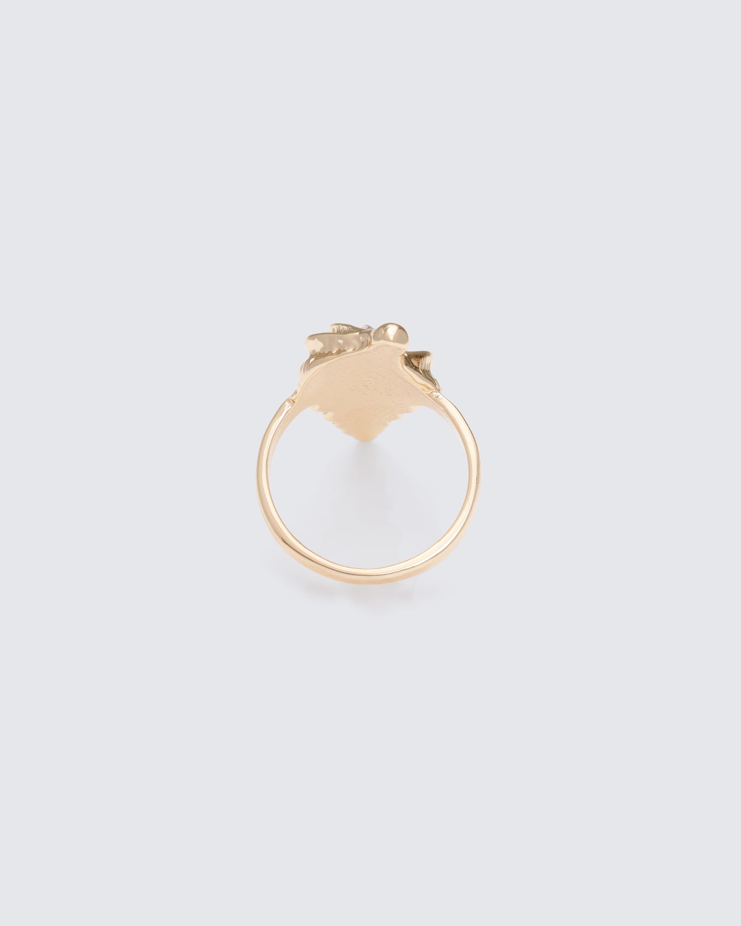 Skadi Gold Seashell Ring