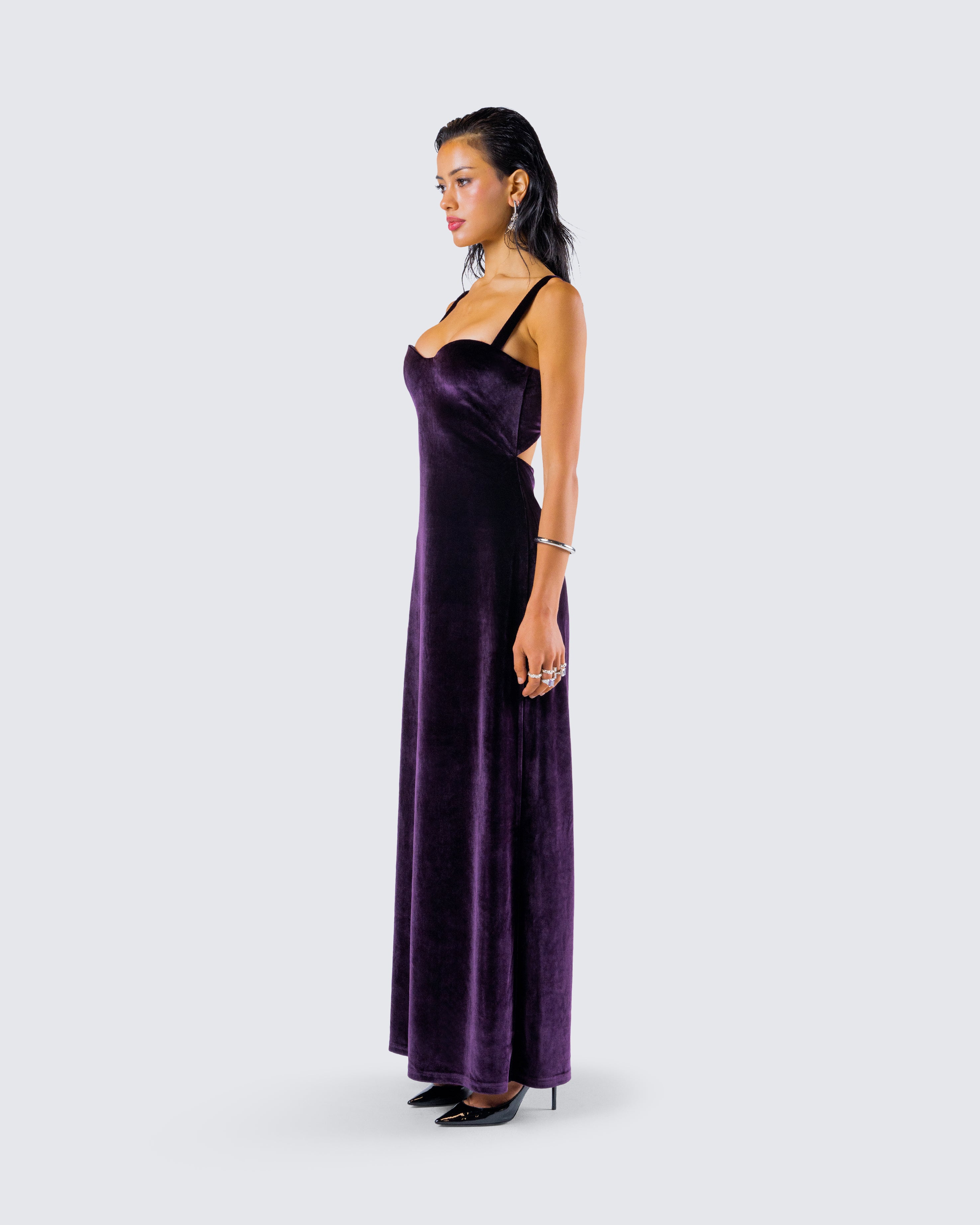 Stephanie Purple Velvet Maxi Dress – FINESSE