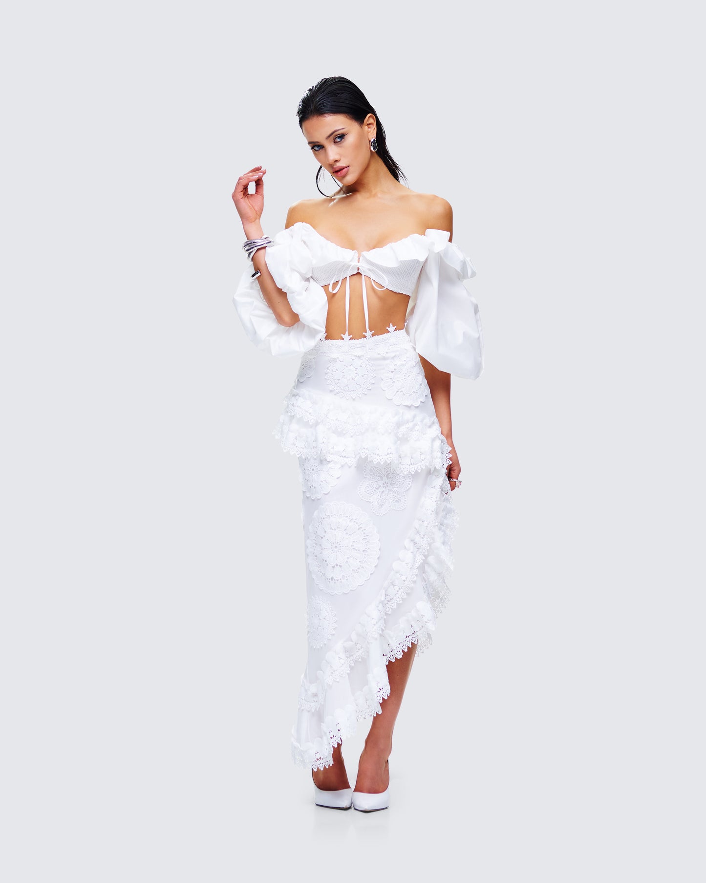 Villi White Asymmetrical Lace Skirt