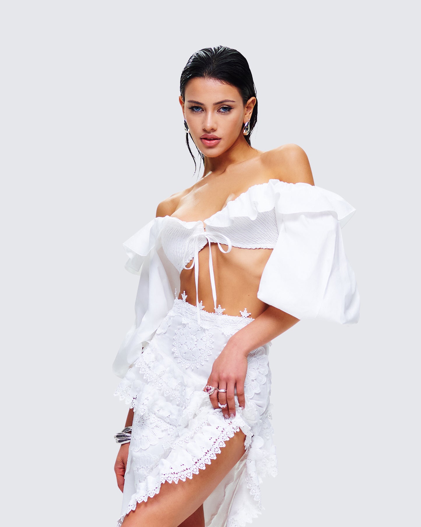 Villi White Lace Set