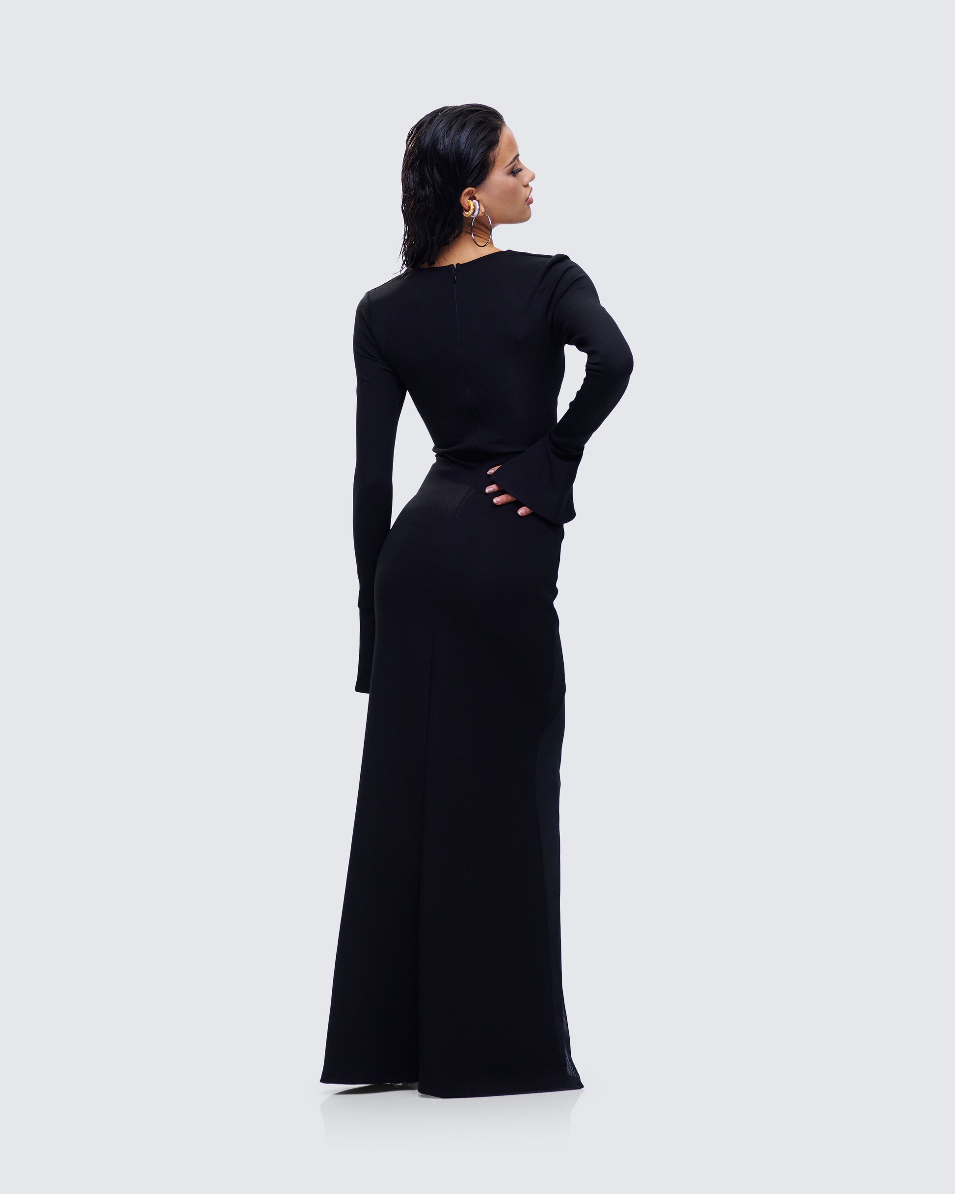Black Maxi Dress - Long Sleeve Cutout Bodycon M Black Maxi Dress - Long Sleeve Cutout Bodycon M