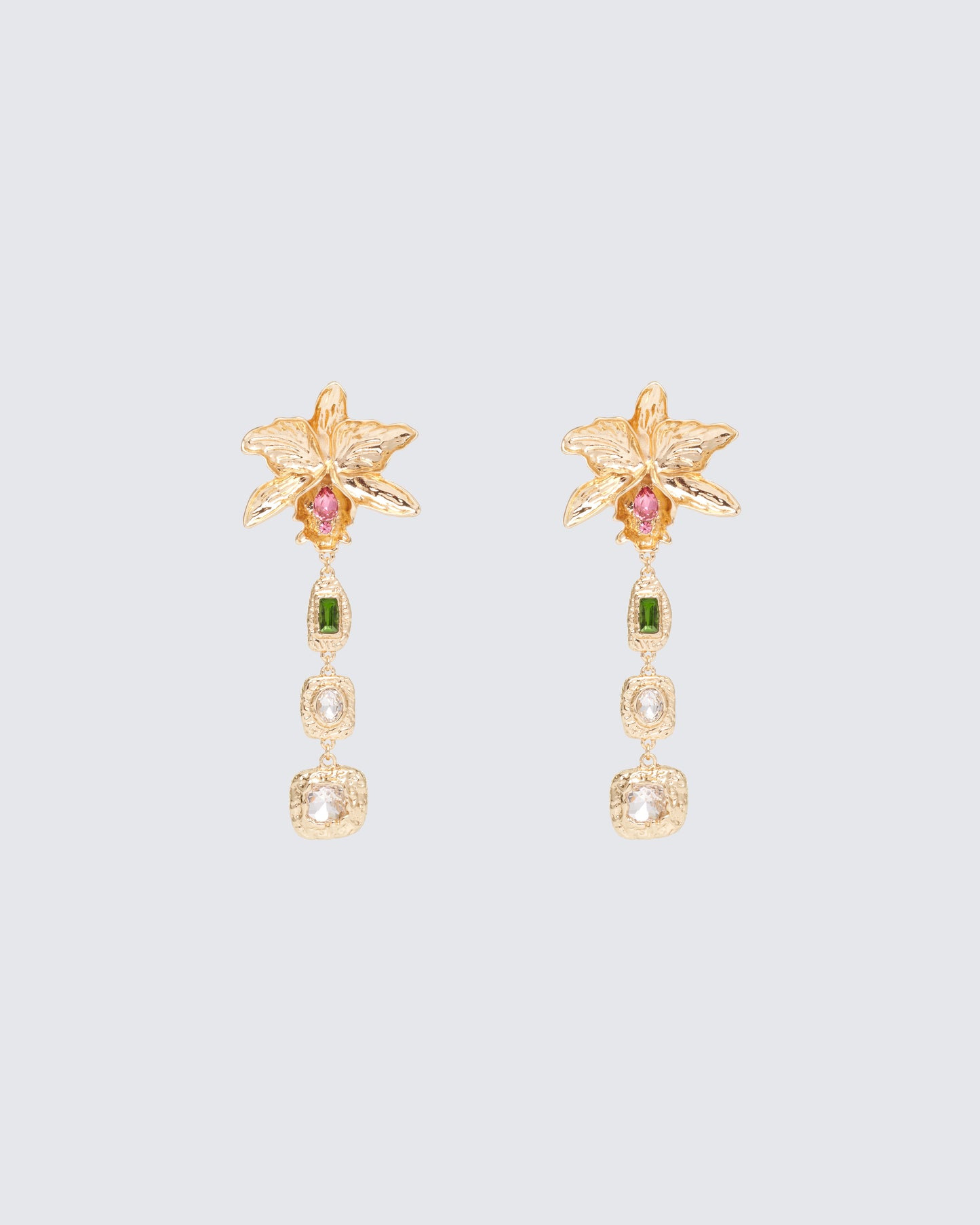 Gold earrings – FINESSE
