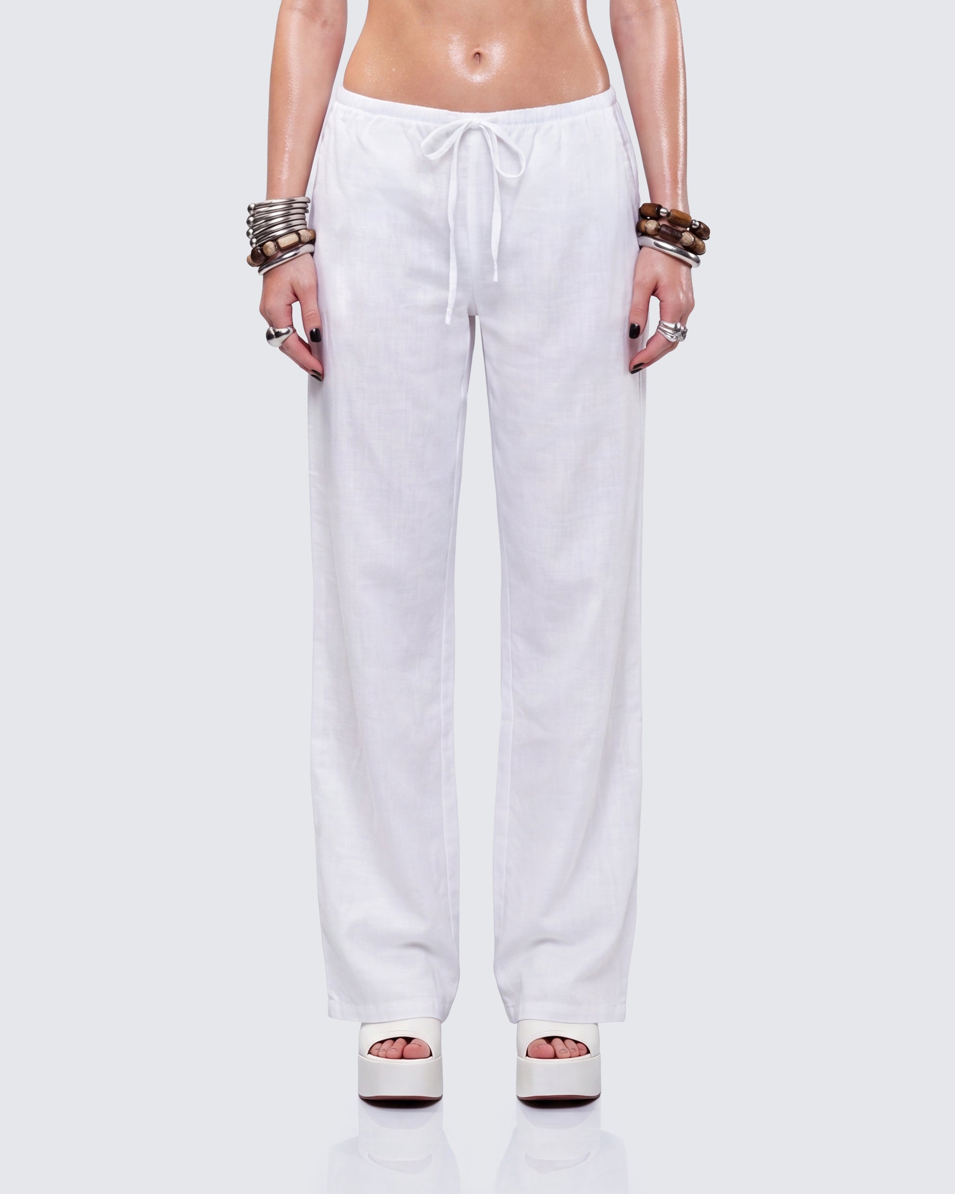 Yuma White Linen Drawstring Pants model front