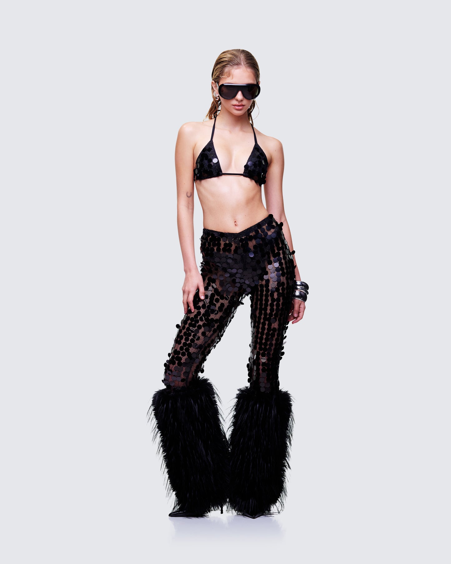 Women's black matching set front view – FINESSE