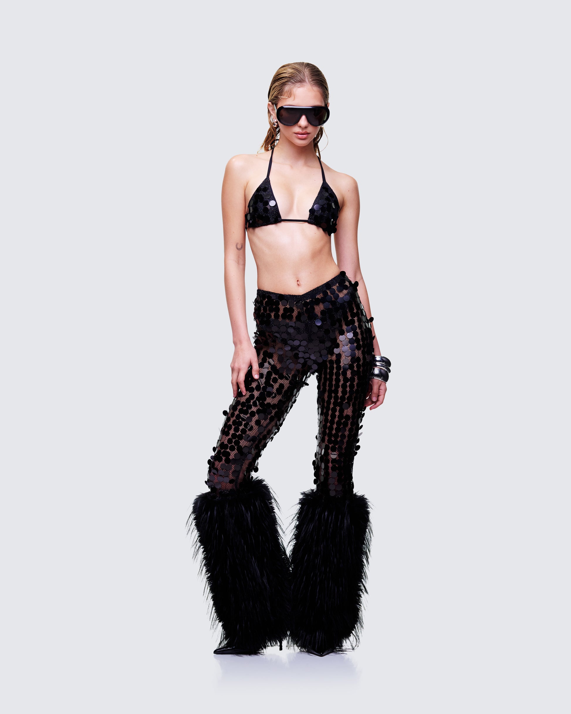Women's black matching set front view – FINESSE